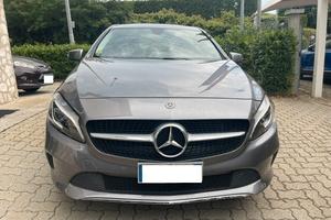 MERCEDES BENZ A 180 D SPORT 111000KM