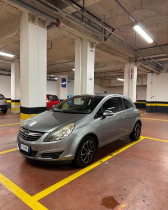 Opel Corsa 1.3 cdti allestimento n-Joy