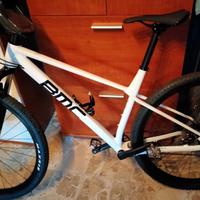 Mountain bike bmc