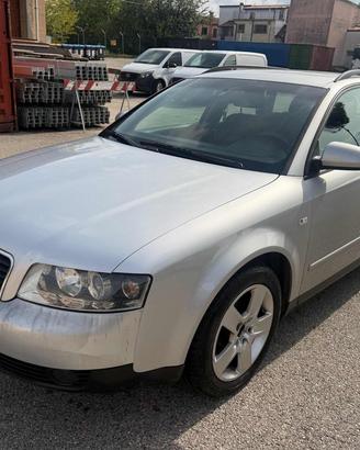 AUDI A4 1.9 TDI/130 CV cat Avant senza lavoro da