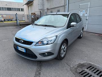 Ford Focus 1.6 100cv benzina Titanium 5 Porte