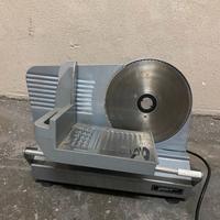 Affettatrice elettrica