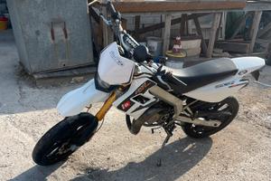 Derbi senda