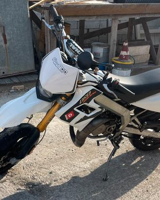 Derbi senda