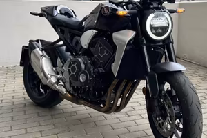 Honda CB 1000 R soli 4000km