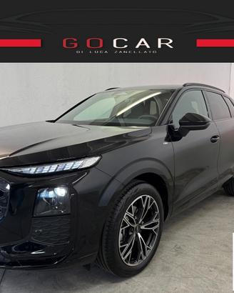 Audi Q3 1.5 tfsi mhev 150 Cv S line edition intern