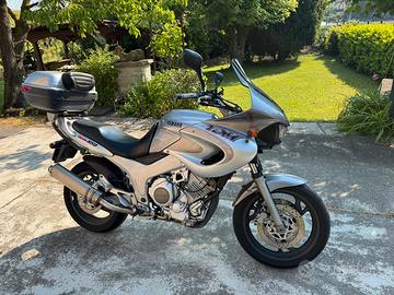 Yamaha TDM 850
