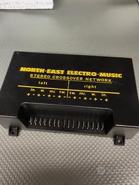 Stereo CROSSOVER per auto