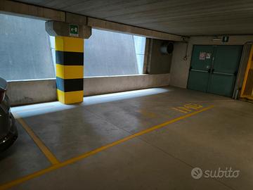 Posto auto coperto - Palazzo Mercurio