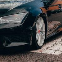 parafanghi allargati Leon 5f (NO VETRORESINA)