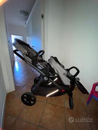 Passeggino gemellare