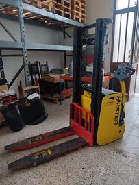 Transpallet elevatore elettrico