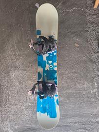 Burton Feather 144 Snowboard + Attacchi Flow M-L
