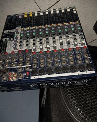 SET : COPPIA CASSE 300w + MIXER (8+2) + AMPLI