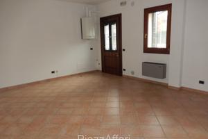 UFFICIO AL PIANO TERRA