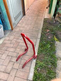 Cavalletto anteriore moto