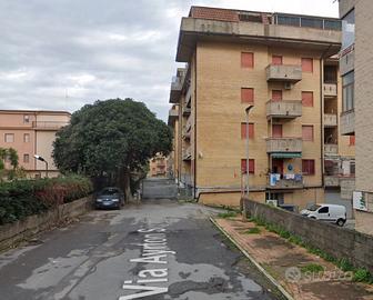 Appartamento 4 piano in contesto tranquillo