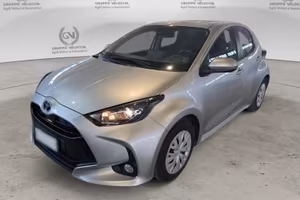 Toyota Yaris Hybrid Active MY22