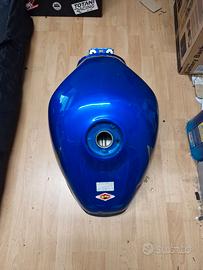 Serbatoio Honda CBR1100XX usato