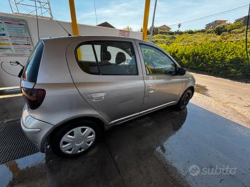 Yaris