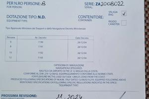 Zattera salvataggio 8 posti oltre 12 miglia