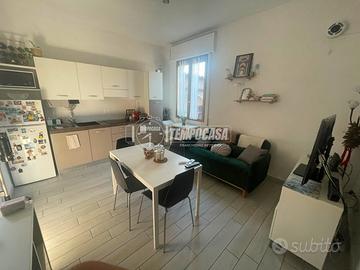 Grazioso bilocale con posto auto condominiale