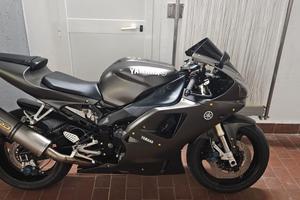 Yamaha YZF R1 - 2000