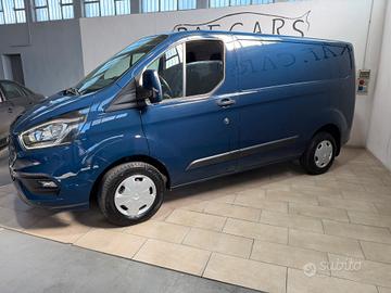 Ford Transit Custom 300 2.0 TDCi 130 PC Furgone Tr