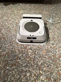 Robot lavapavimenti iRobot Brava Jet M6 completa