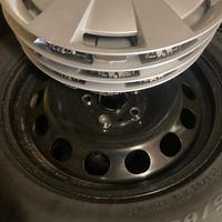 Gomme invernali Pirelli e cerchi in ferro