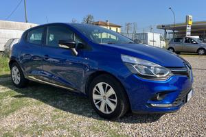 Renault Clio TCe 12V 75 CV 5 porte Moschino Intens