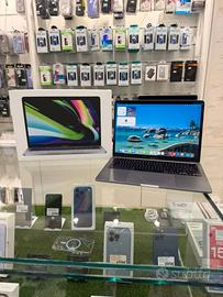 MACBOOK PRO 13 M2 Memoria:16GM RAM 512GB SSD
