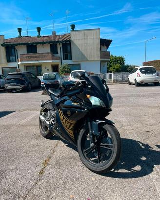 Yamaha yzf r125
