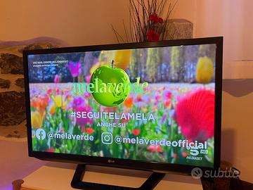 Tv LG 40 pollici con base girevole