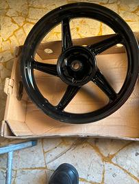 Honda sh cerchio anteriore e posteriore