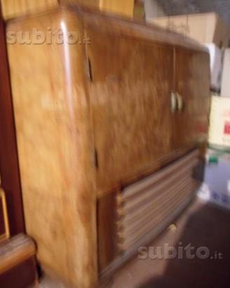 Mobile bar in radica