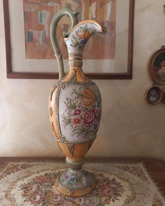 Anfora in maiolica stile neoclassico