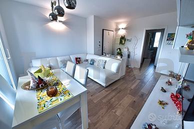 Tre locali con terrazzo e box doppio