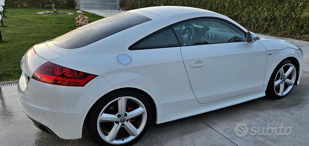 AUDI TT 2ª serie - 2011 S LINE 2.0 211 CV OR6162