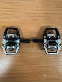 Pedali con attacco rapido TREK