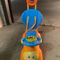 Macchinina cavalcabile Chicco