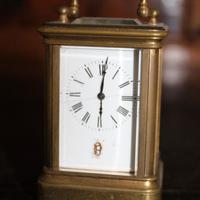 Vecchio orologio da Viaggio Officier e Custodia