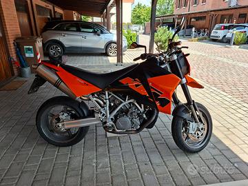 ktm supermoto 950