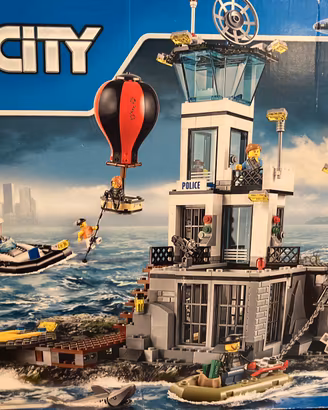 Lego 60130 caserma della polizia