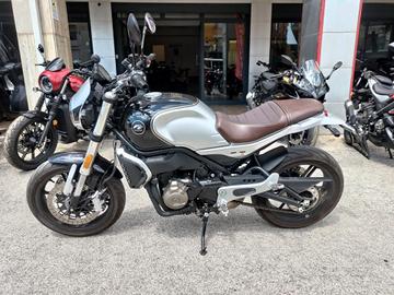 Qj Motor SRV 550 - 2024