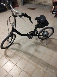 bicicletta pieghevole elettricheca
