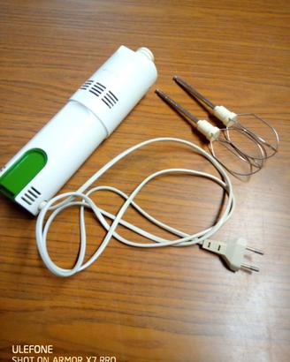 Sbattitore Moulinex mod. 365 con pezzo mancanti