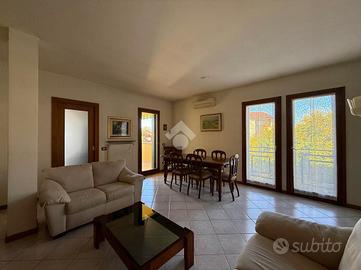 3 LOCALI A BREDA DI PIAVE