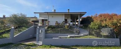 Villa o villino Cantalupa [Cod. rif 3303374VRG]