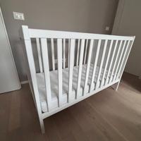 Lettino Bianco SUNDVIK con materasso